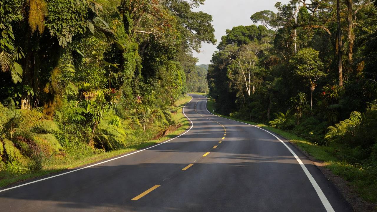 As intervenções incluíram recuperação do pavimento asfáltico, melhorando a estabilidade da pista - Da Redação
