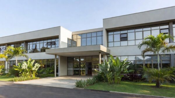Fachada do Hospital Regional de Vilhena em Rondônia após suspensão de desocupação pelo TJ-RO