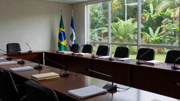 Sala de conferências em Ariquemes para encontro de agências reguladoras de Rondônia