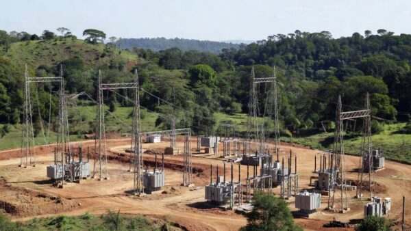 Obras de subestação e rede elétrica Energisa em Espigão do Oeste, Rondônia