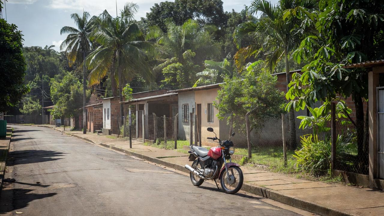 Rua no Setor 15 em Porto Velho após crime a tiros com motocicleta