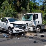 Colisão frontal entre S10 e caminhão na BR-364 em Rondônia