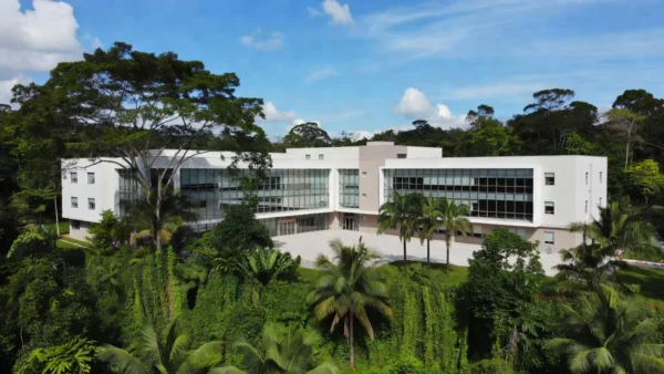 Hospital moderno em Ji-Paraná, Rondônia, para tratamento de traumas