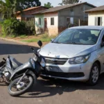 Com o impacto, a menor sofreu escoriações pelo corpo e uma possível fratura no punho esquerdo