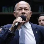 Deputado Coronel Chrisóstomo avança com projeto que permite bloquear bens de golpistas pela internet