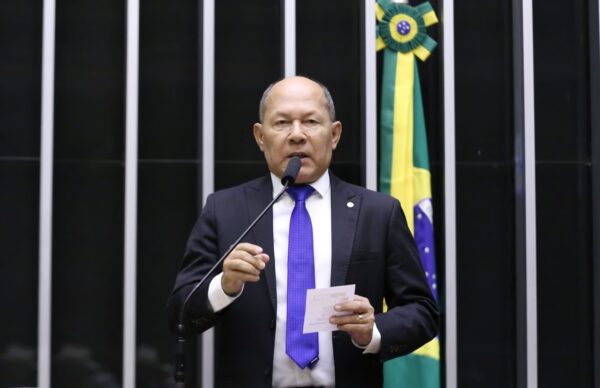 Deputado Chrisóstomo mobiliza aposentados de Rondônia para fortalecer CPI do INSS