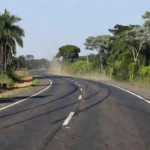 Pista da BR-364 em Pimenta Bueno após saída de motocicleta