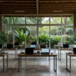 Auditório em Vilhena preparado para hackathon da NASA com equipamentos tecnológicos
