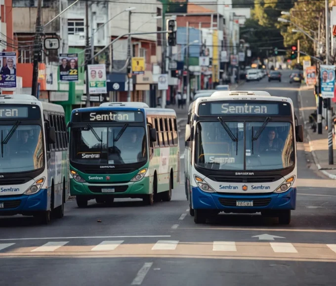 Ônibus da Semtran operando em Vilhena no domingo das eleições