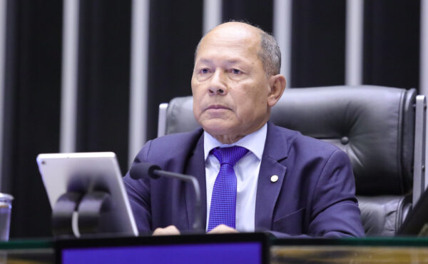 R$ 200 mil transformam Rondônia: Coronel Chrisóstomo leva inclusão digital a milhares de rondonienses